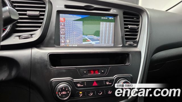 Kia K5 2011 — photo 20