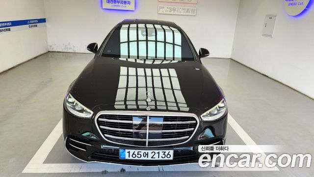 Mercedes-Benz S-Class 2021 — photo 10