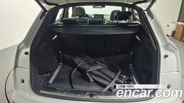 Audi SQ5 2021 — photo 29