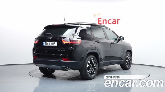 Jeep Compass 2022 — photo 2