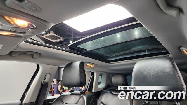Jeep Compass 2022 — photo 23