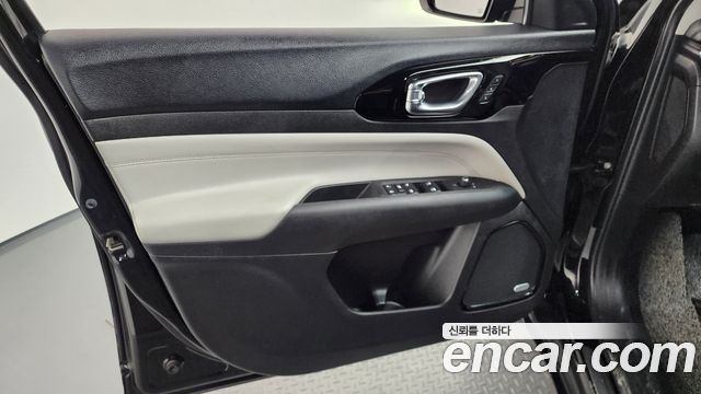 Jeep Compass 2022 — photo 14