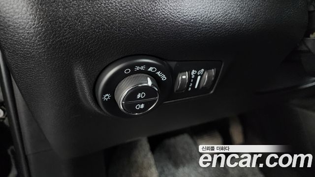 Jeep Compass 2022 — photo 27