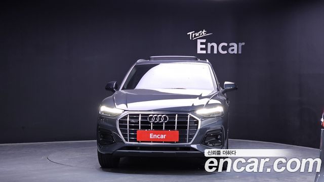 Audi Q5 2023 — photo 3