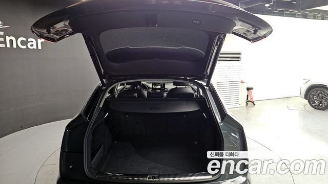 Audi Q5 2023 — photo 25