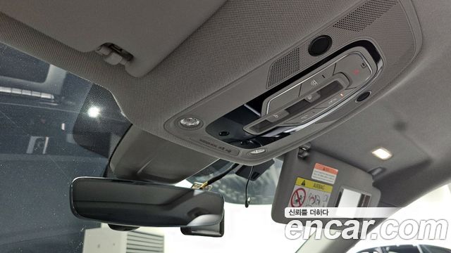 Audi Q5 2023 — photo 29