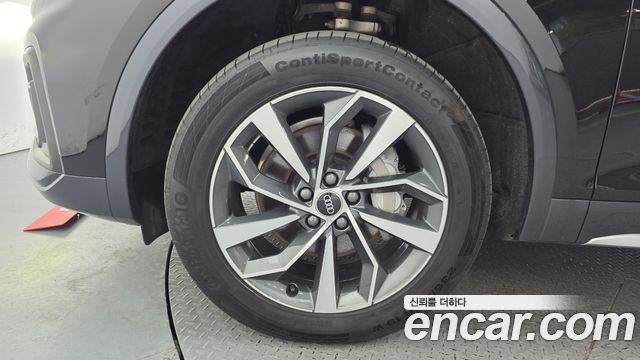 Audi Q5 2023 — photo 5