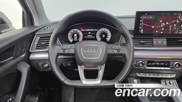 Audi Q5 2023 — photo 19