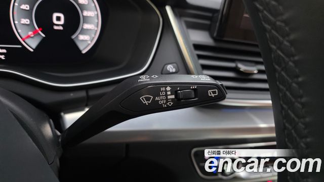 Audi Q5 2023 — photo 30