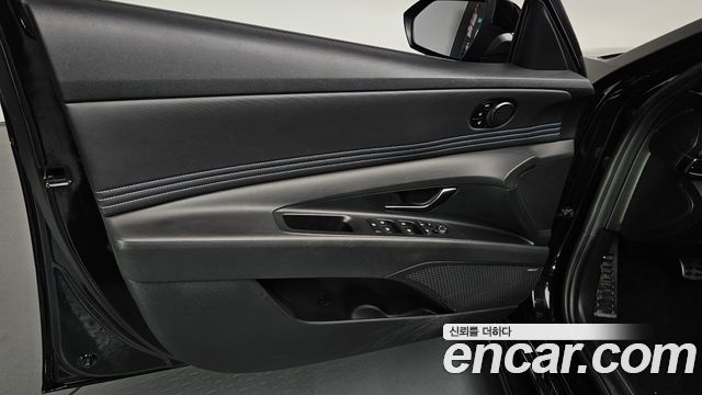 Hyundai AVANTE 2022 — photo 14