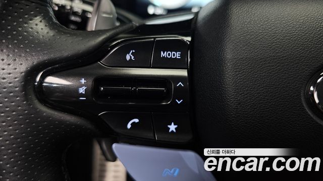 Hyundai AVANTE 2022 — photo 29