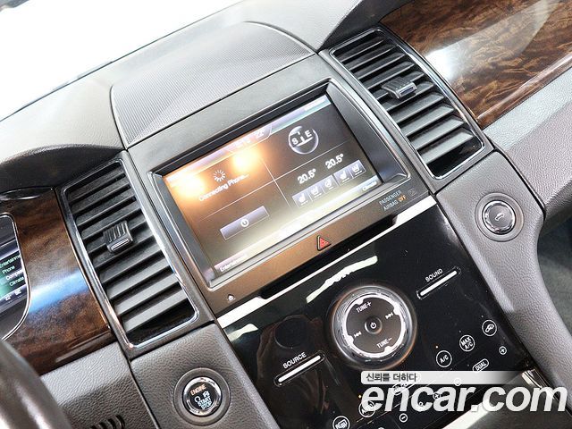 Ford Taurus 2013 — photo 8