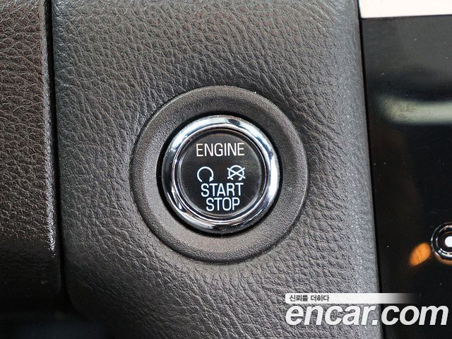 Ford Taurus 2013 — photo 10