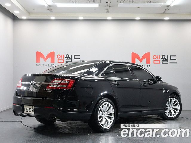 Ford Taurus 2016 — photo 5