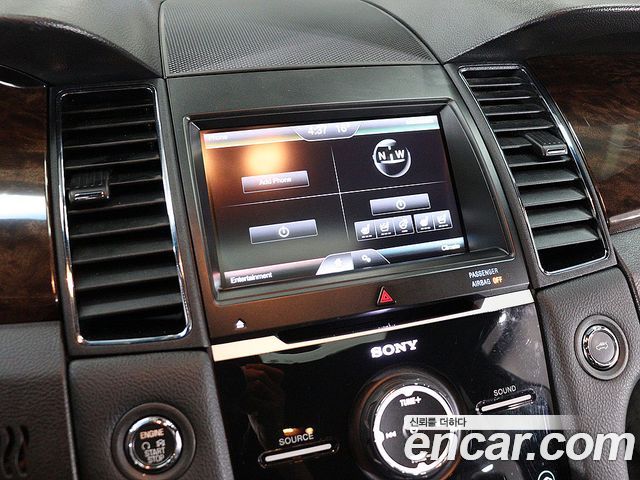 Ford Taurus 2016 — photo 9