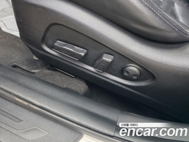 Kia K3 2015 — photo 11