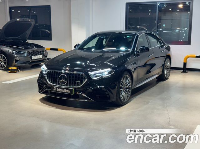 Mercedes-Benz E-Class 2026 — photo 4
