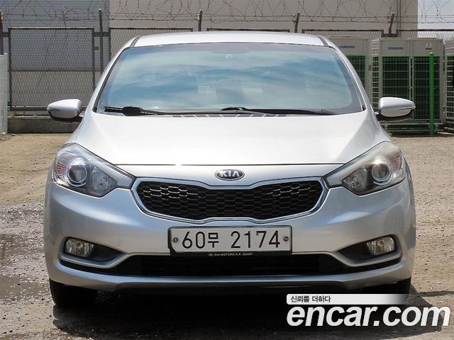 Kia K3 2014 — photo 1