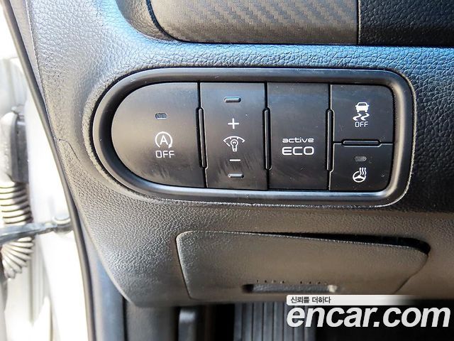 Kia K3 2014 — photo 12