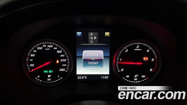 Mercedes-Benz GLC-Class 2018 — photo 8