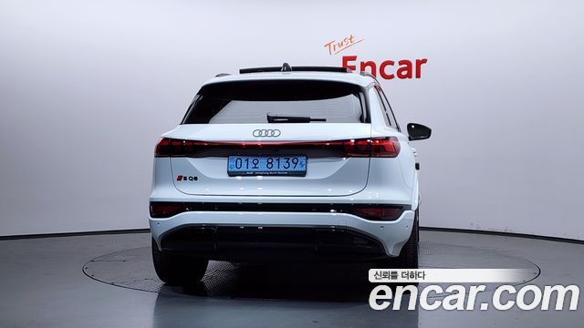 Audi SQ6 e-tron 2025 — photo 4