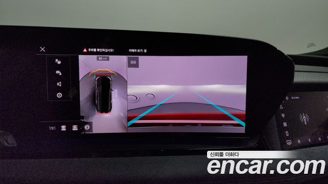 Audi SQ6 e-tron 2025 — photo 20