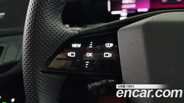 Audi SQ6 e-tron 2025 — photo 22
