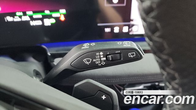 Audi SQ6 e-tron 2025 — photo 30