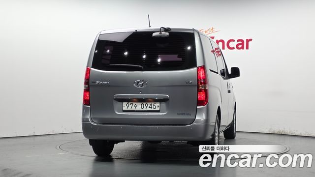 Hyundai Starex 2019 — photo 4