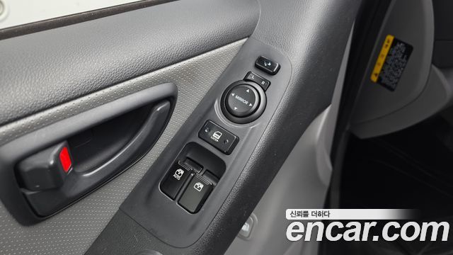 Hyundai Starex 2019 — photo 25