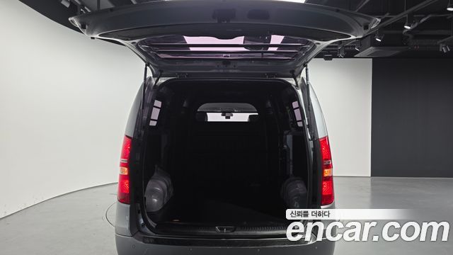 Hyundai Starex 2019 — photo 26