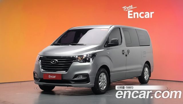 Hyundai Starex 2019 — photo 1