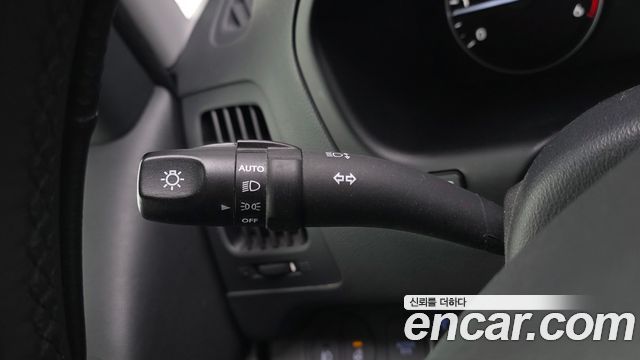 Hyundai Starex 2019 — photo 27