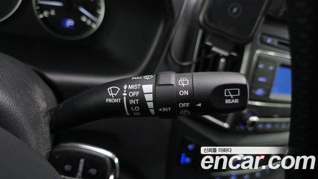 Hyundai Starex 2019 — photo 28
