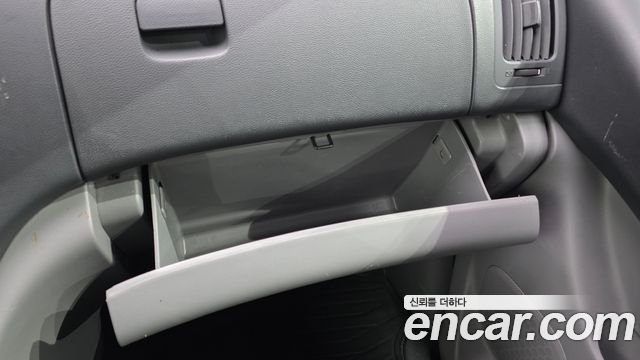 Hyundai Starex 2019 — photo 31