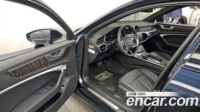 Audi A6 2023 — photo 10