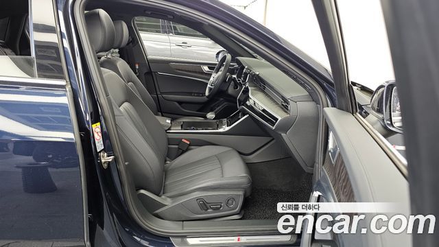 Audi A6 2023 — photo 11
