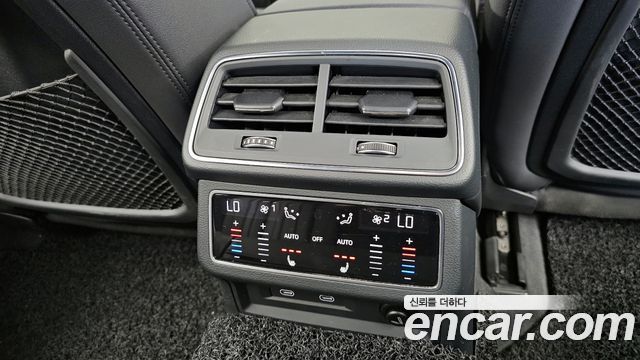 Audi A6 2023 — photo 18