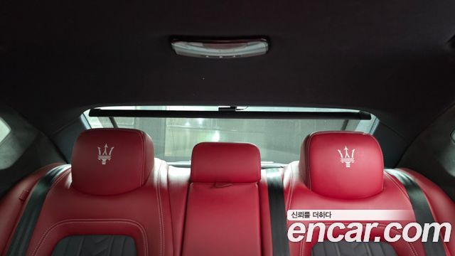 Maserati Quattroporte 2017 — photo 38