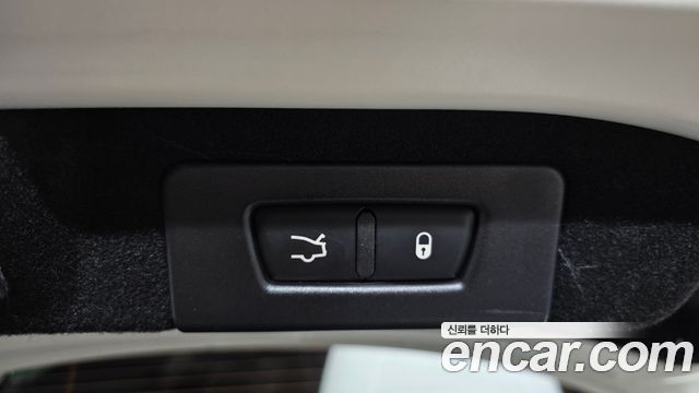 Maserati Ghibli 2018 — photo 22
