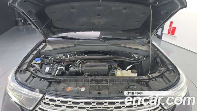 Ford Explorer 2020 — photo 6