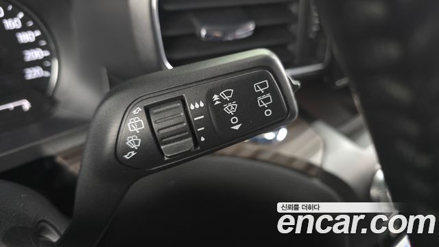 Ford Explorer 2020 — photo 18