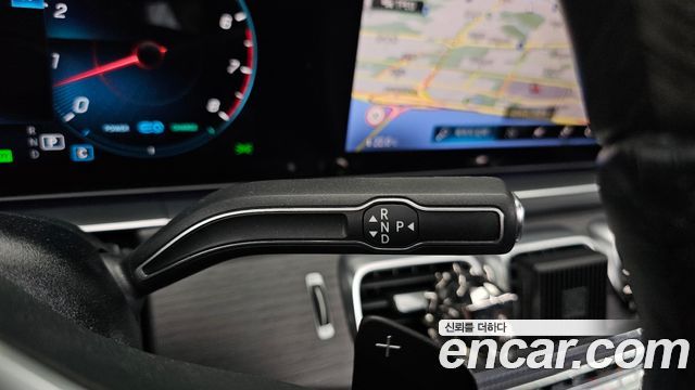 Mercedes-Benz GLS-Class 2021 — photo 12