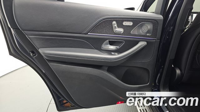 Mercedes-Benz GLS-Class 2021 — photo 15