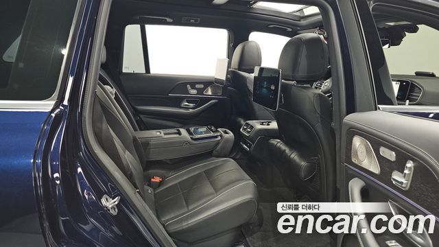 Mercedes-Benz GLS-Class 2021 — photo 16