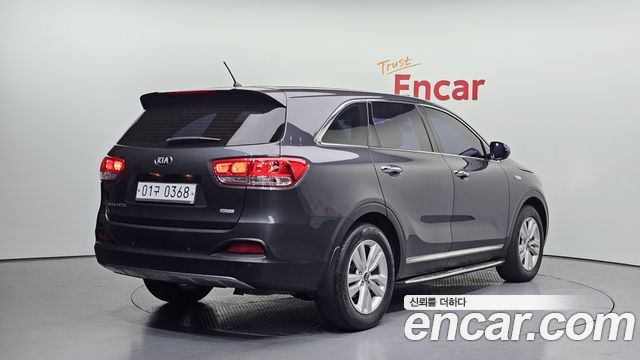 Kia Sorento 2016 — photo 2