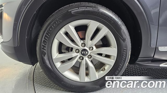Kia Sorento 2016 — photo 5