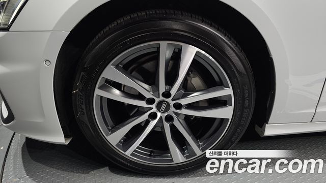 Audi A6 2022 — photo 5