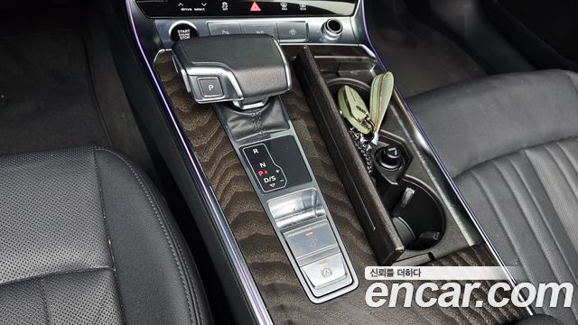 Audi A6 2022 — photo 8