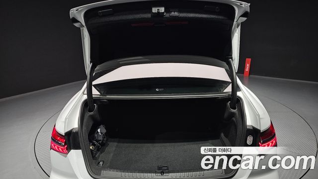 Audi A6 2022 — photo 19